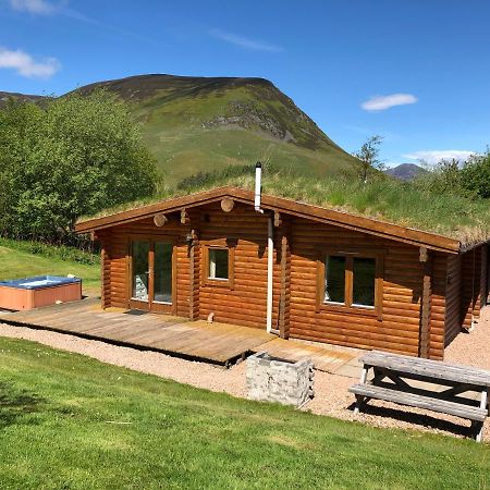 Glenbeag Mountain Lodges Spittal of Glenshee Ngoại thất bức ảnh