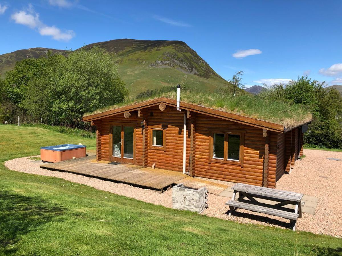 Glenbeag Mountain Lodges Spittal of Glenshee Ngoại thất bức ảnh